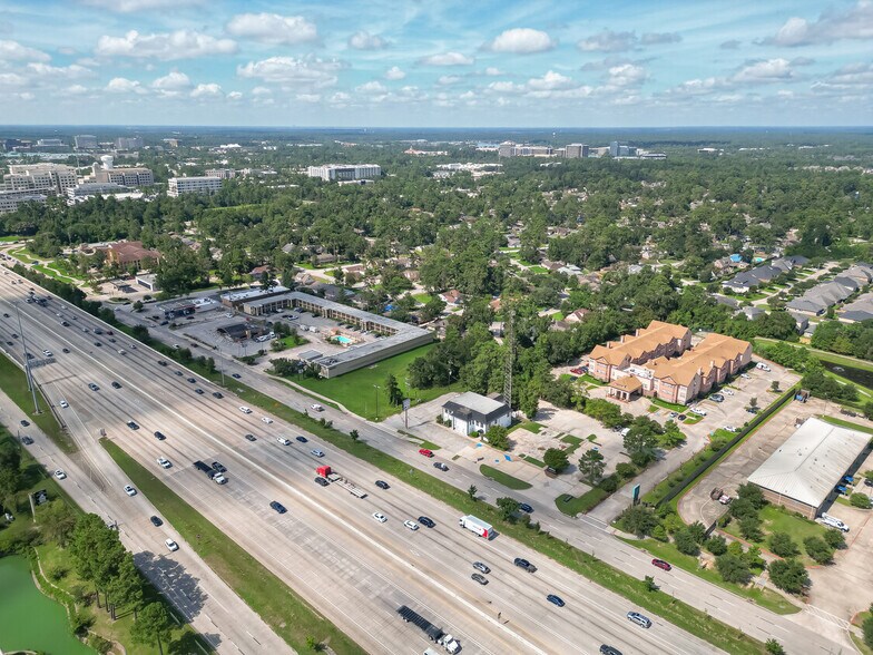 More Photos Of 29811 I-45, The Woodlands Land For Sale