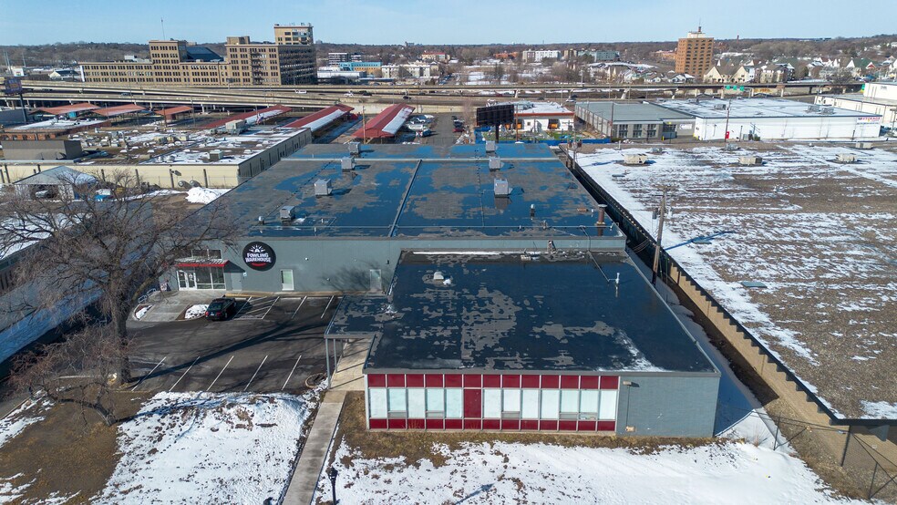 More Photos Of 401 Royalston Ave, Minneapolis Manufacturing For Lease