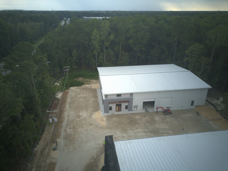 More Photos Of 9501 Palmetto Commerce Pky, Ladson Distribution For Lease