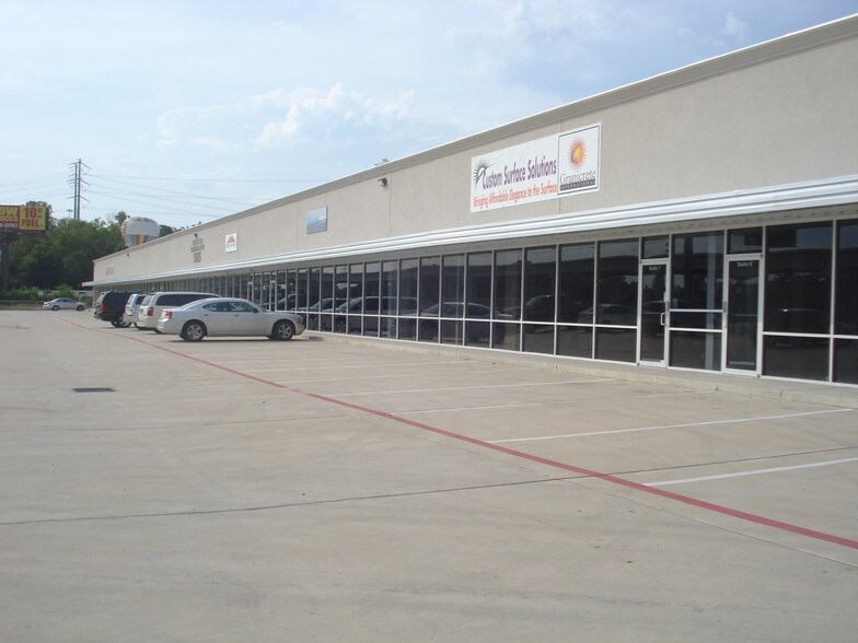 More Photos Of 15825 State Highway 249, Houston Unknown For Lease