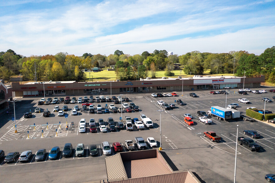 Primary Photo Of 241 Highway 31 SW, Hartselle Unknown For Lease