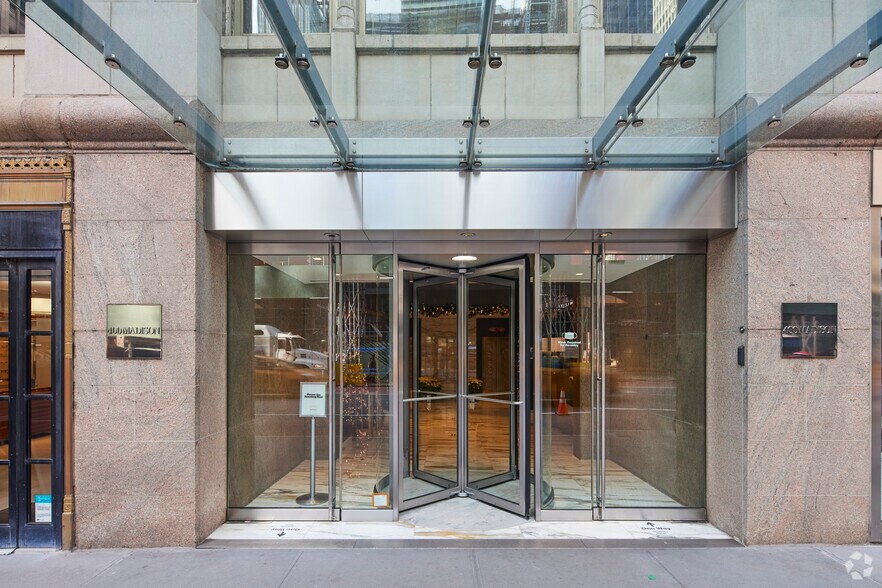 More Photos Of 400 Madison Ave, New York Office For Lease