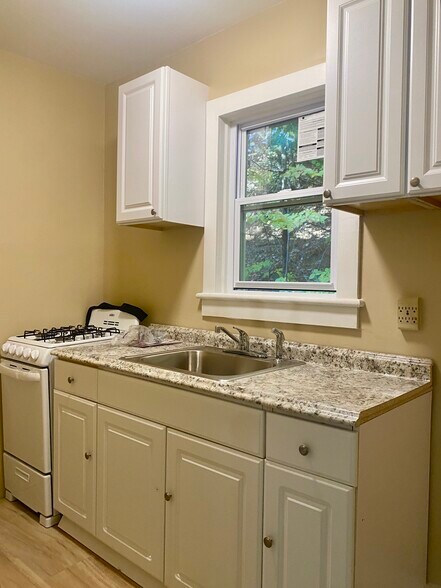 More Photos Of 2 Striebel Rd, Woodstock Apartments For Sale