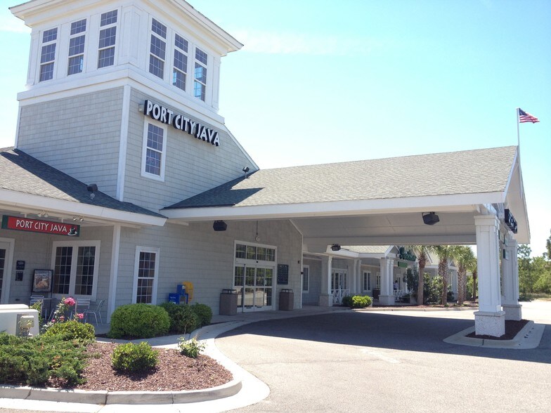 More Photos Of 1328 N Lake Park Blvd, Carolina Beach Medical For Lease