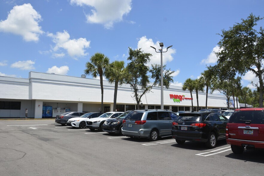 More Photos Of 6401-6493 Stirling Rd, Davie Unknown For Lease