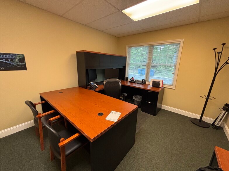 More Photos Of 306 Kings Hwy, Cherry Hill Office For Sale