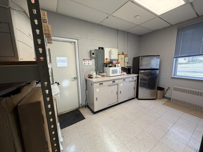 More Photos Of 102 E Main St, Freeport Bank For Sale