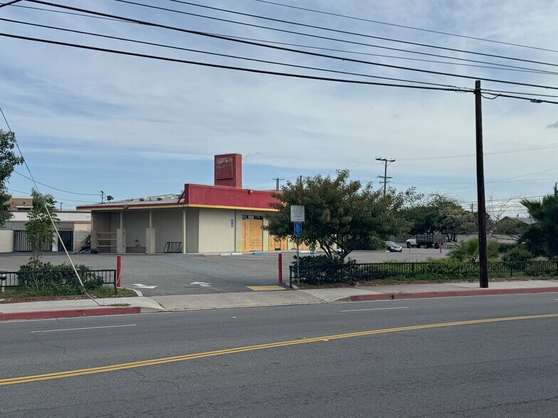 Primary Photo Of 10471 Magnolia Ave, Anaheim Freestanding For Sale