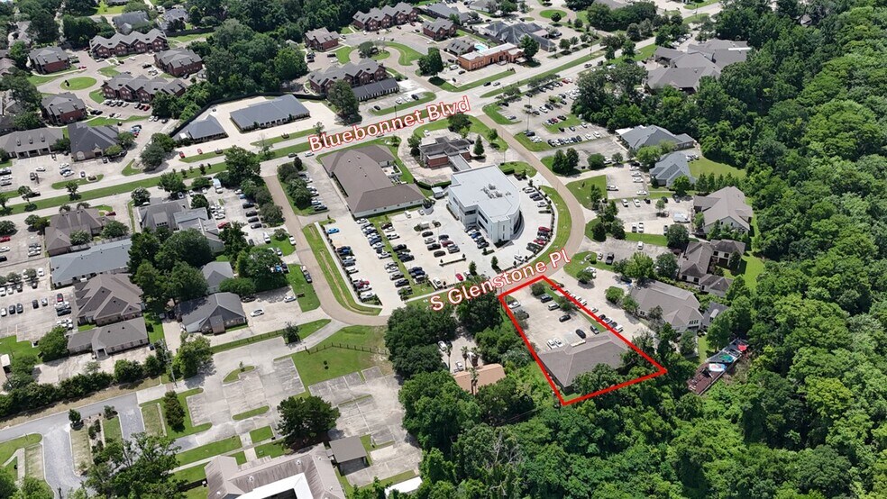 More Photos Of 10512 S Glenstone Pl, Baton Rouge Loft Creative Space For Lease