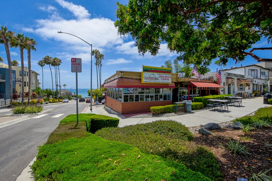 More Photos Of 5504 La Jolla Blvd, La Jolla Fast Food For Sale