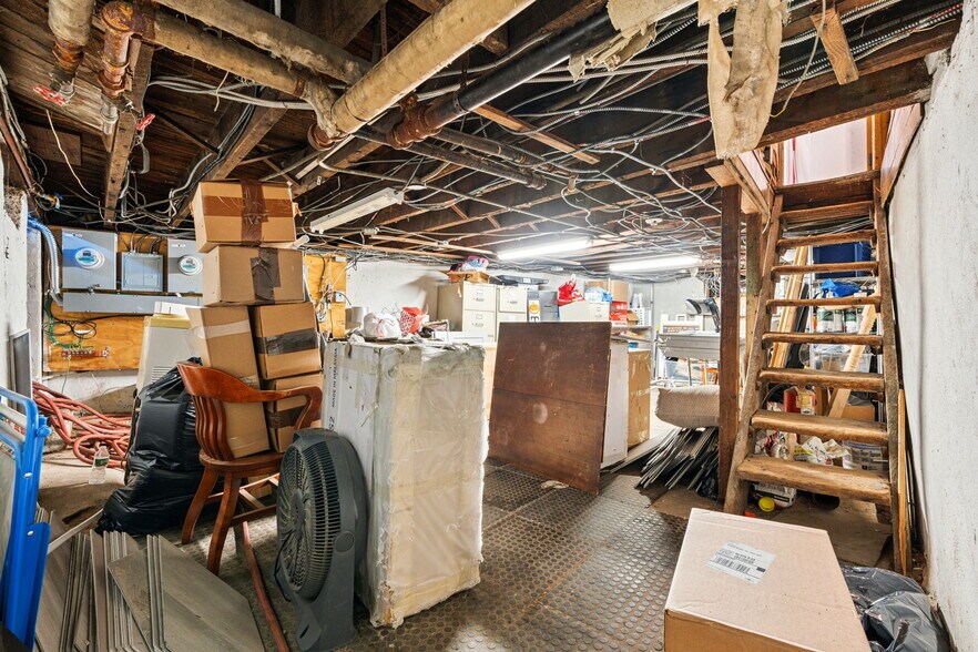 More Photos Of , Staten Island Unknown For Sale