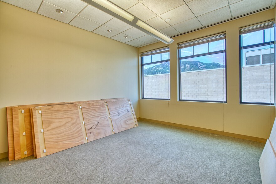More Photos Of 921 Walnut St, Boulder Office For Lease