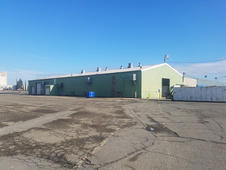 More Photos Of 705 E Whitmore Ave, Modesto Manufacturing For Lease