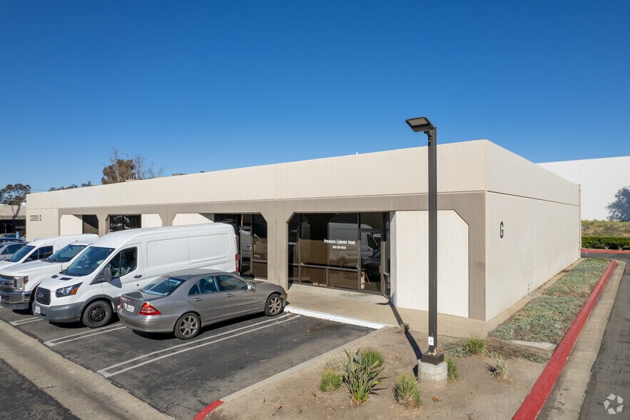 More Photos Of 22600-A Lambert St, Lake Forest Flex For Lease