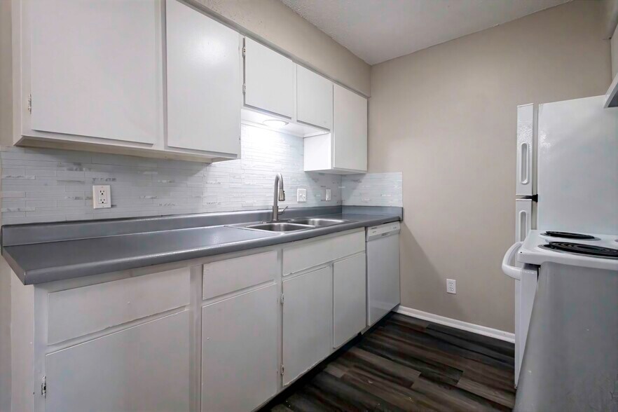 More Photos Of 5202 Bangor Ave, Lubbock Apartments For Sale