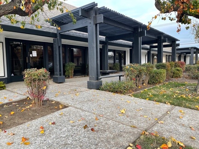 More Photos Of 1199 Delbon Ave, Turlock Medical For Lease