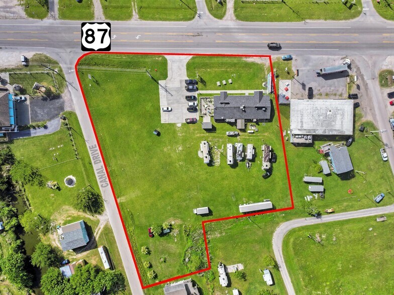 More Photos Of 1923 Hwy 87, Crystal Beach Freestanding For Sale