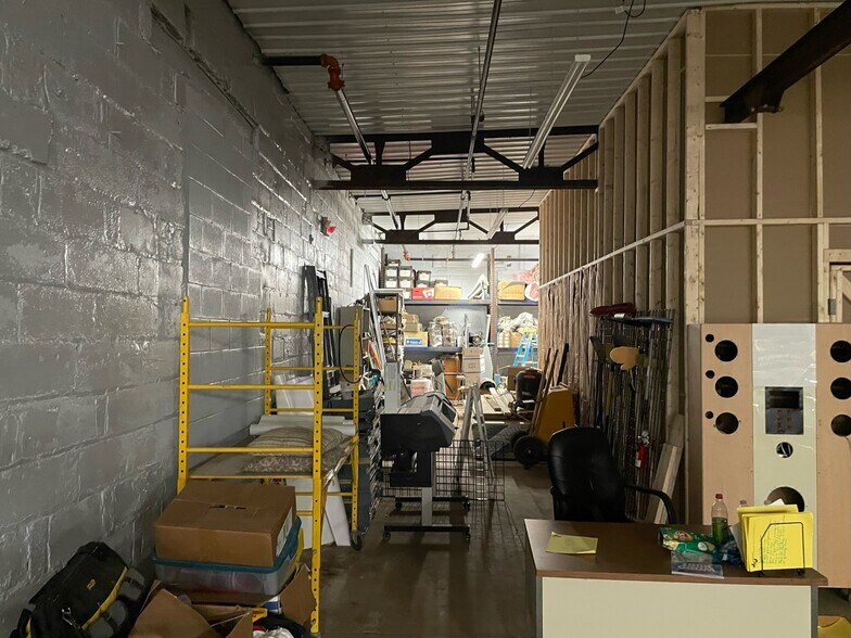 More Photos Of 1427-1431 Valley Dr, Syracuse Warehouse For Sale