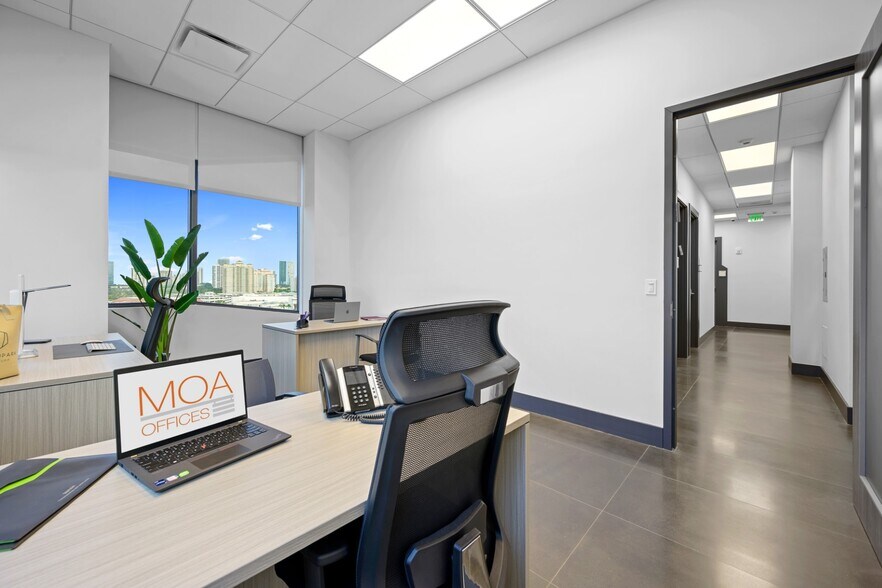 More Photos Of 19790 W Dixie Hwy, Aventura Office For Lease