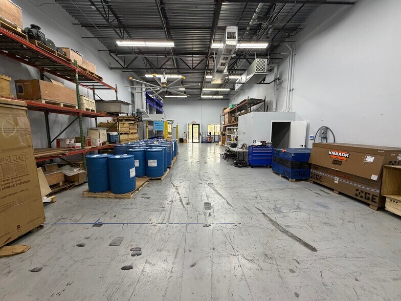 More Photos Of 2885 Jupiter Park Dr, Jupiter Warehouse For Sale