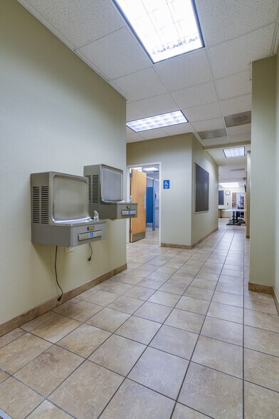 More Photos Of 2023 St. Mary's Blvd, Jefferson City Medical For Sale