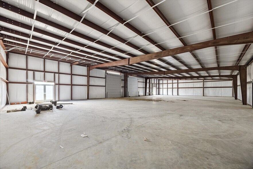 More Photos Of 19103 Hufsmith Kohrville Rd, Tomball Unknown For Lease