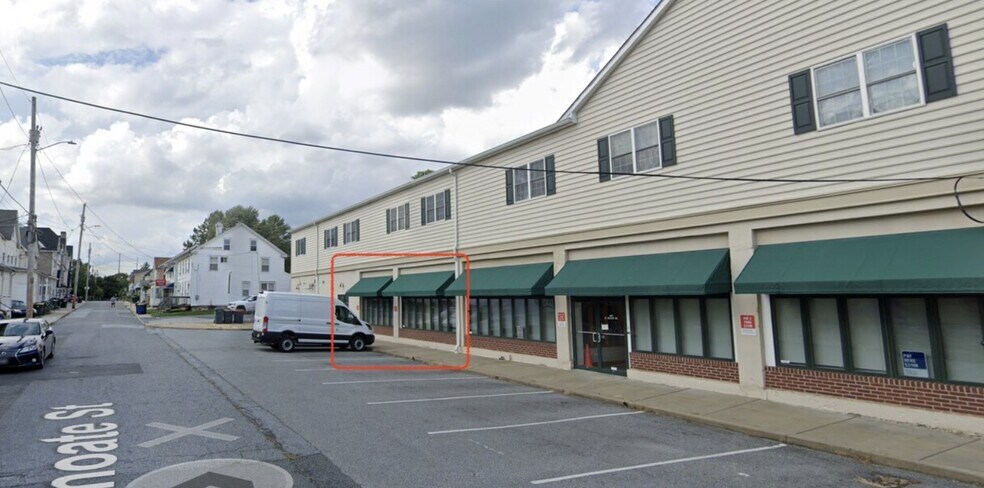 Primary Photo Of 4 Choate St, Newark Storefront For Lease