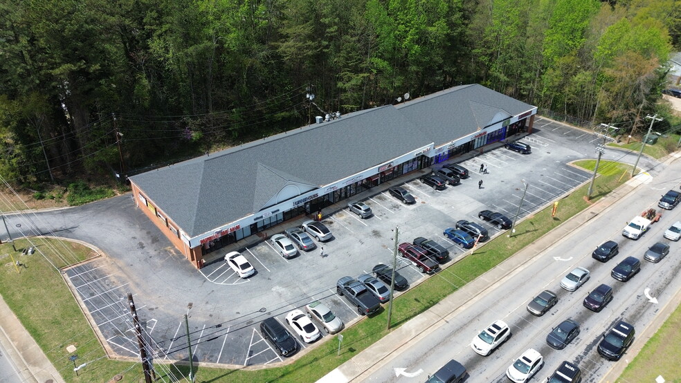 More Photos Of 414 N Hairston Rd, Stone Mountain Freestanding For Sale