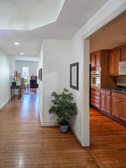 More Photos Of 8 E Front St, Monroe Storefront Retail Residential For Sale