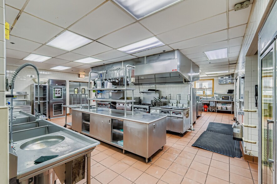 More Photos Of 40 Timberline Dr, Lemont Rehabilitation Center For Sale