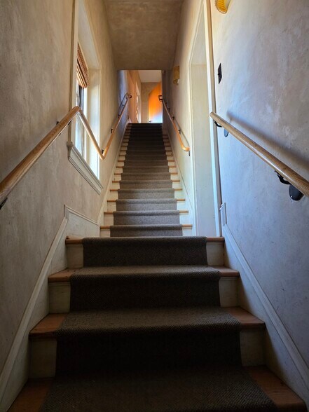 More Photos Of 175 Patton Ave, Asheville Office For Lease