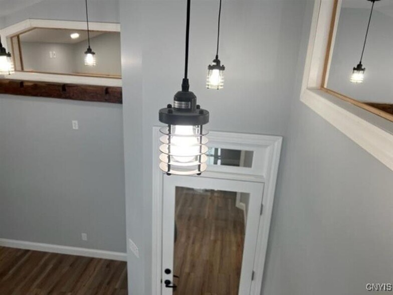 More Photos Of 209 N Washington St, Rome Funeral Home For Sale