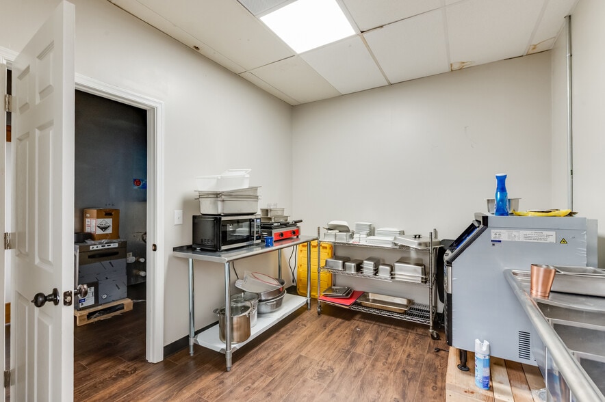 More Photos Of 1217-1219 E Main St, Richmond Storefront For Sale