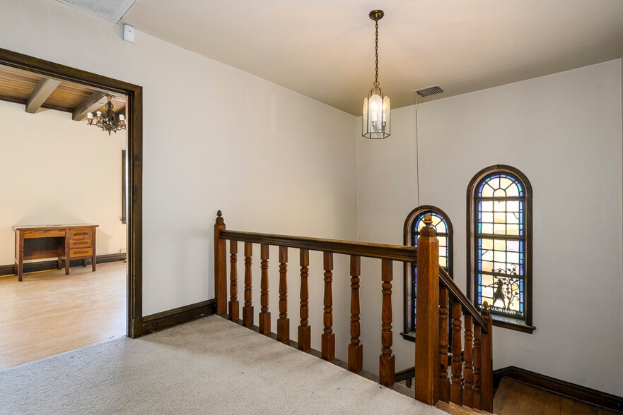 More Photos Of 6300 Minnesota Ave, Saint Louis Religious Facility For Sale