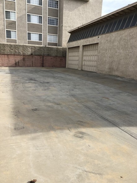 More Photos Of 9820 1/2 Belmont St, Bellflower Office For Lease