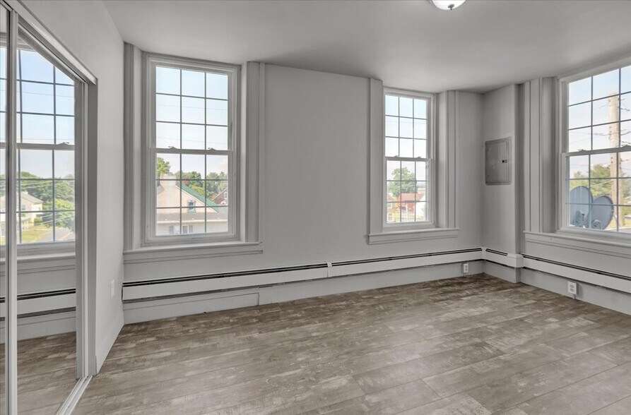 More Photos Of 2693 W Philadelphia Ave, Oley Multifamily For Sale