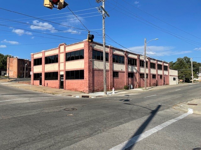 More Photos Of 401 N 12th St, Saint Joseph Office For Sale