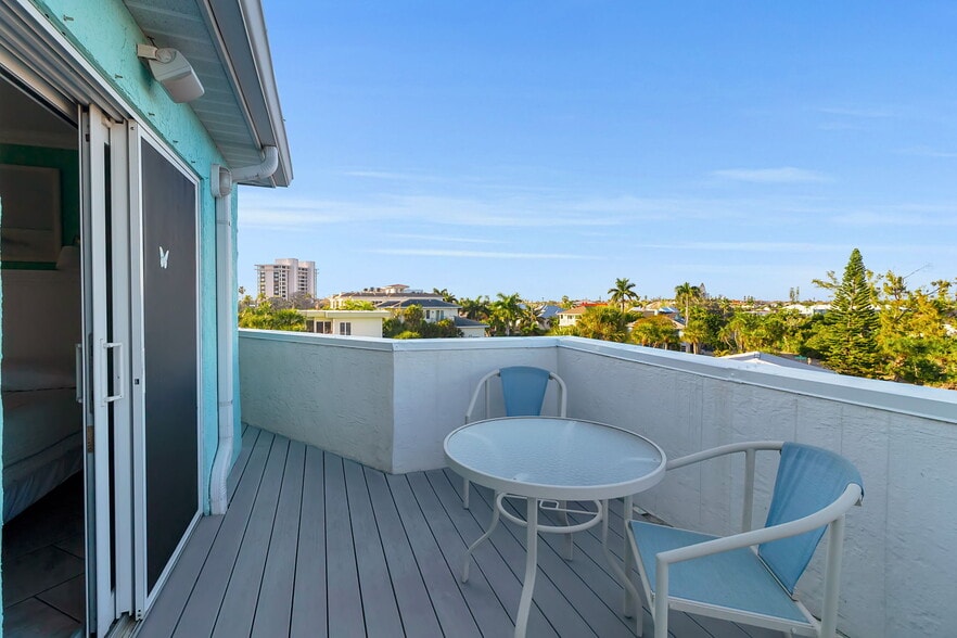 More Photos Of 5322 CALLE DE LA SIESTA, Sarasota Hospitality For Sale