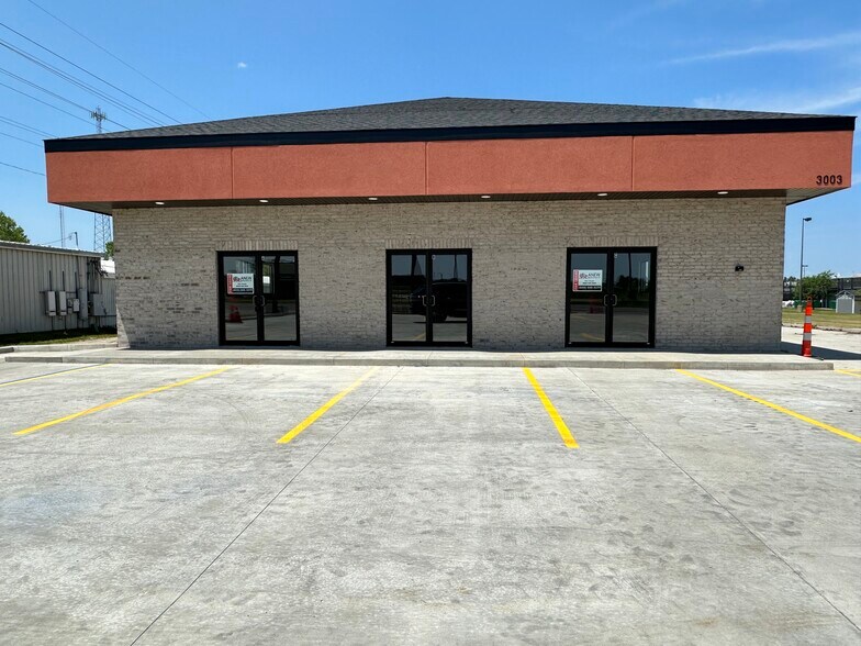 More Photos Of 3003 N Baltimore St, Kirksville Office For Lease