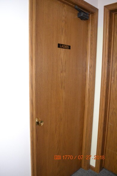 More Photos Of 14665 Lisbon Rd, Brookfield Medical For Lease