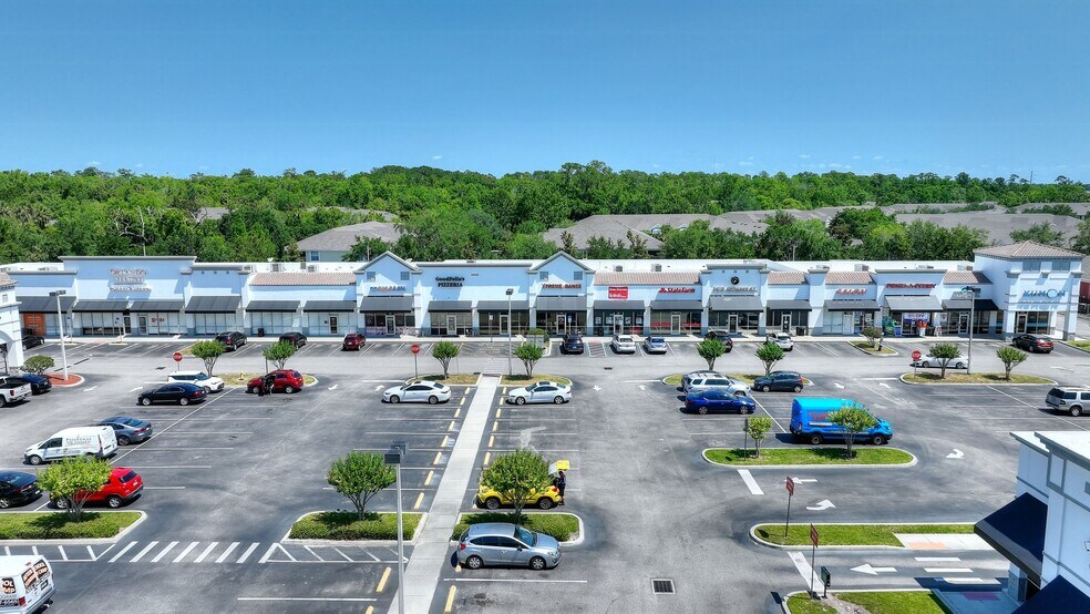 More Photos Of 4922-4942 W Sr-46 Hwy, Sanford Unknown For Lease