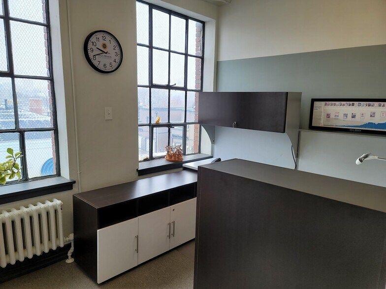 More Photos Of 106 N Main St, Akron Coworking Space