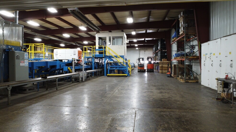 More Photos Of 36 Hull Ave, Clintondale Industrial For Sale