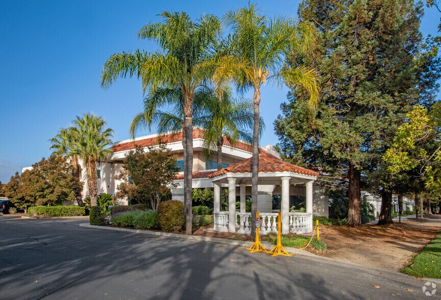 More Photos Of 700 Jarvis Dr, Morgan Hill Research And Development For Sale