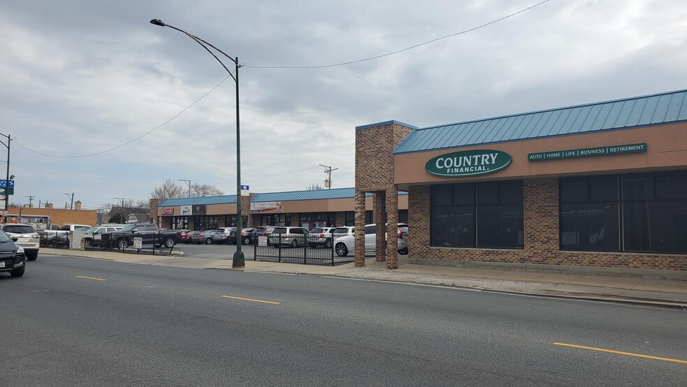 More Photos Of 3351 N Harlem Ave, Chicago Unknown For Lease