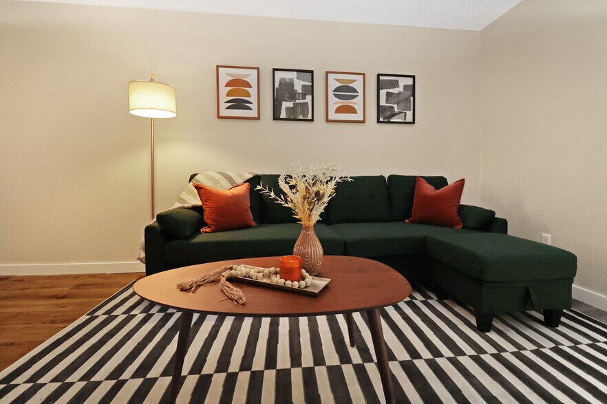 More Photos Of 7786 62nd St N, Pinellas Park Apartments For Sale