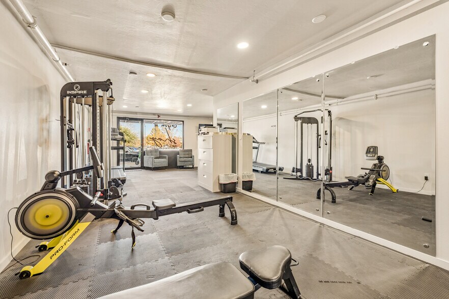 More Photos Of 516 NW 8th St, Oklahoma City Apartments For Sale