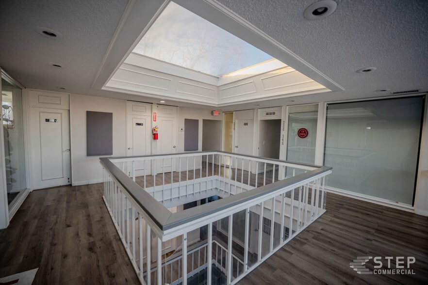 More Photos Of 1901 Kipling St, Lakewood Office For Sale