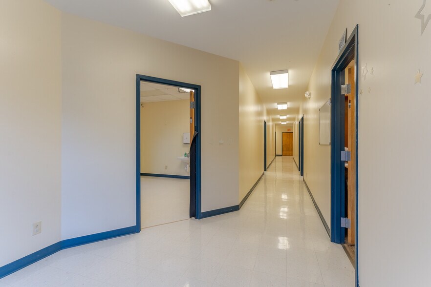 More Photos Of 1651 S Green St, Henderson Daycare Center For Sale