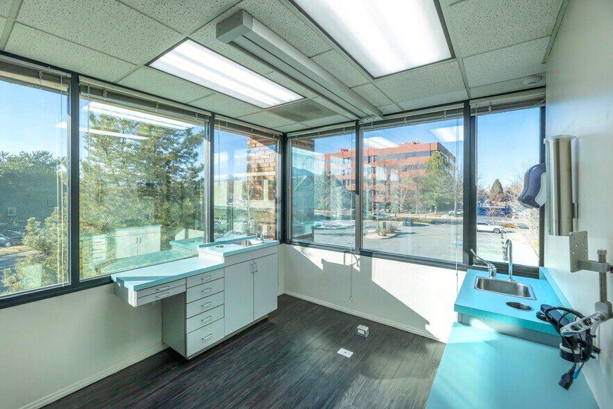 More Photos Of 5220 Neil Rd, Reno Medical For Lease